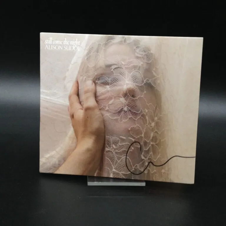 Alison Sudol – Still Come The Night hand signed cd autografato