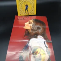 Cd Twerking Beach + poster autografato da Elettra Lamborghini