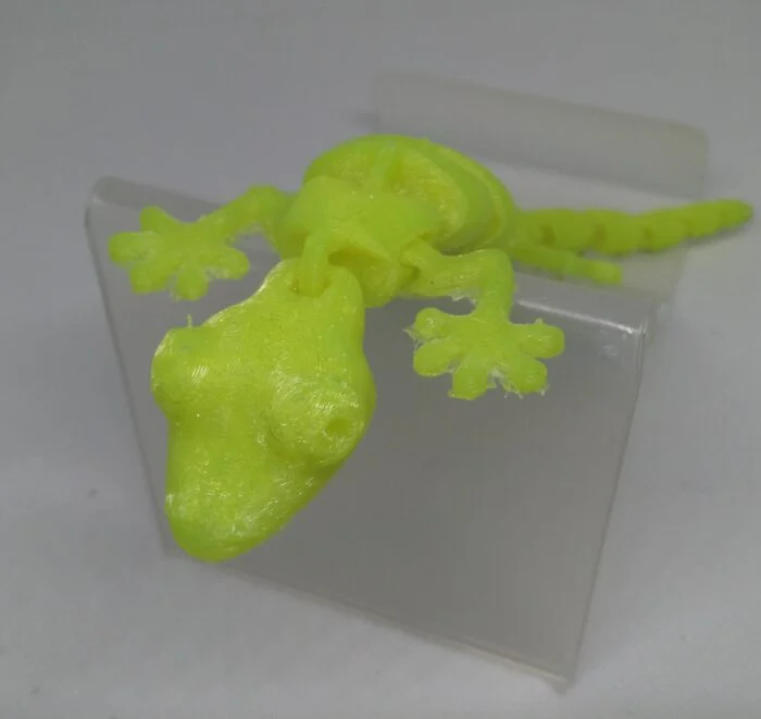 Stampato in 3D – Geko della fortuna snodabile (monocolore)