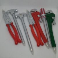 Penna a forma di attrezzi da lavoro