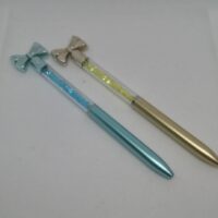 Penna a con fiocco