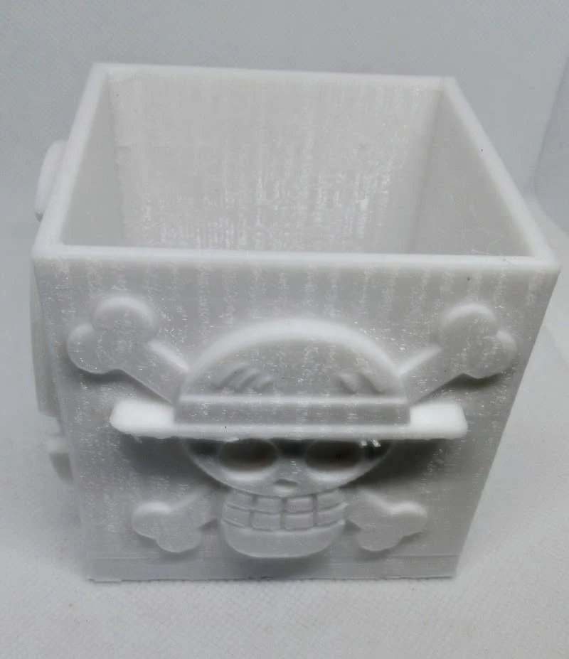 One Piece Portaoggetti quadrato – Stampa 3D